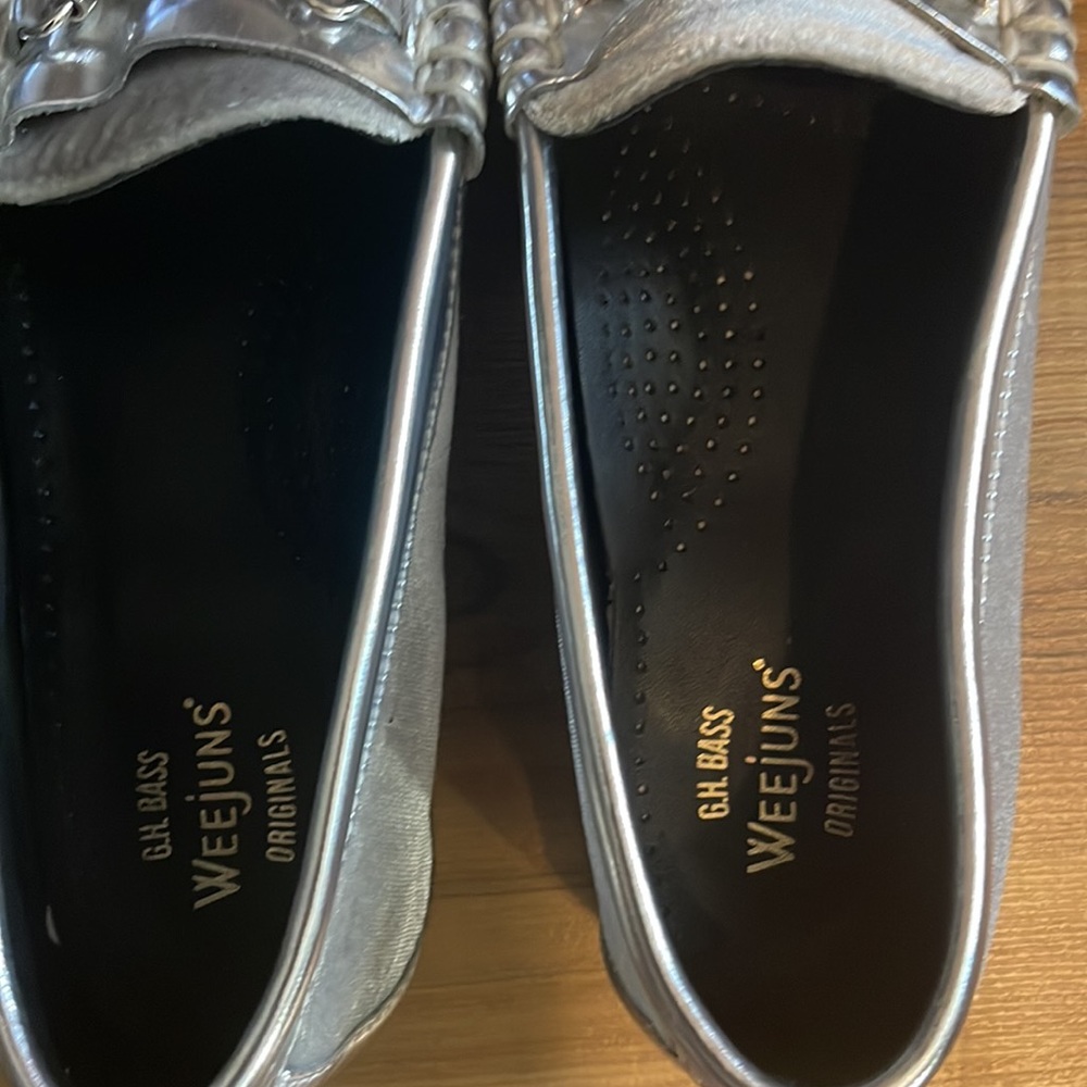 Anthropologie Bass Weejuns Lianna Velvet Metallic Silver Loafers Size 9 - Picture 6 of 10